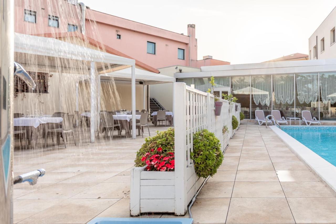 Hotel Concorde Camerano Εξωτερικό φωτογραφία