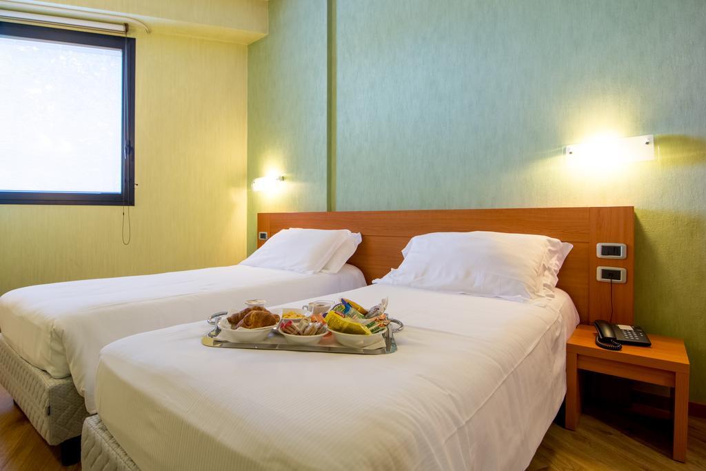 Hotel Concorde Camerano Εξωτερικό φωτογραφία