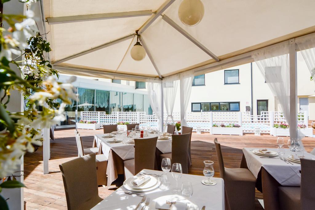 Hotel Concorde Camerano Εξωτερικό φωτογραφία